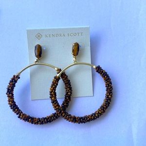 NWOT Kendra Scott Russel Frontal Hoop Earrings